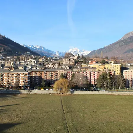 Appartamento Grand Combin - Solo Affitti Brevi Апартаменты Аоста